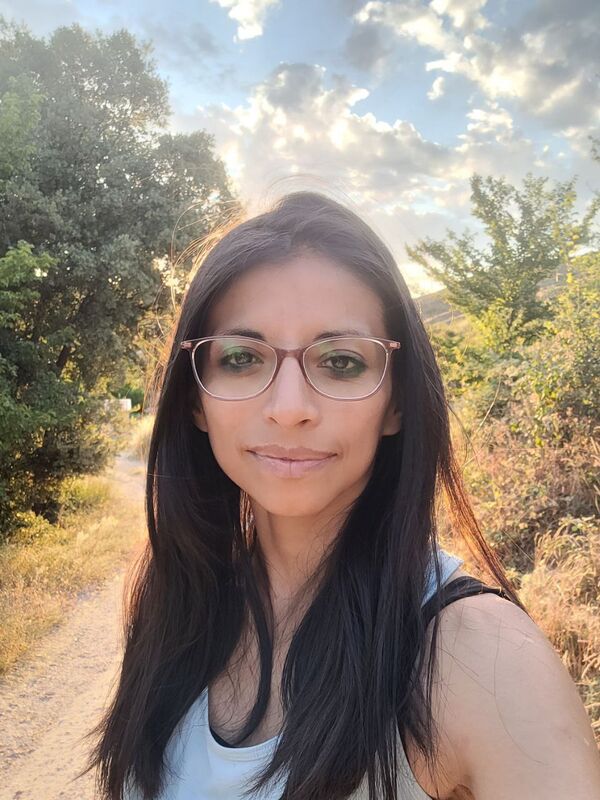 Evelyn Vega